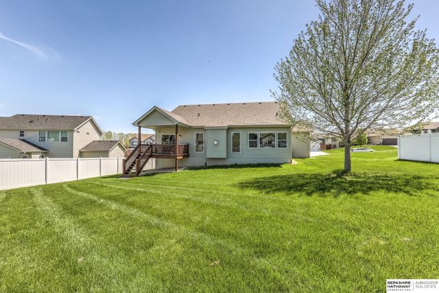 6010 N 152 Avenue, Omaha, NE 68116