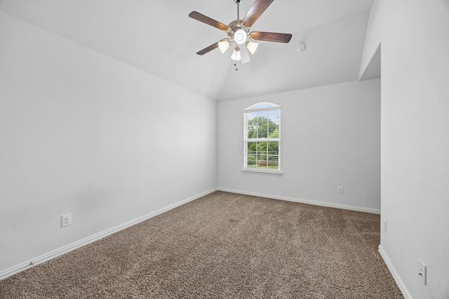 11901 Smithton Avenue, Mckinney, TX 75071