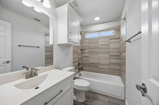 11901 Smithton Avenue, Mckinney, TX 75071