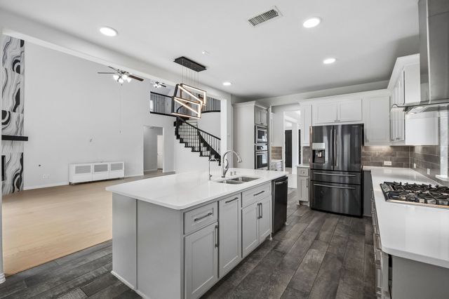 11901 Smithton Avenue, Mckinney, TX 75071