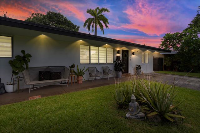 7700 NW 15th Street, Pembroke Pines, FL 33024