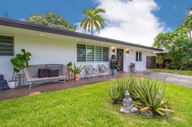 7700 NW 15th Street, Pembroke Pines, FL 33024