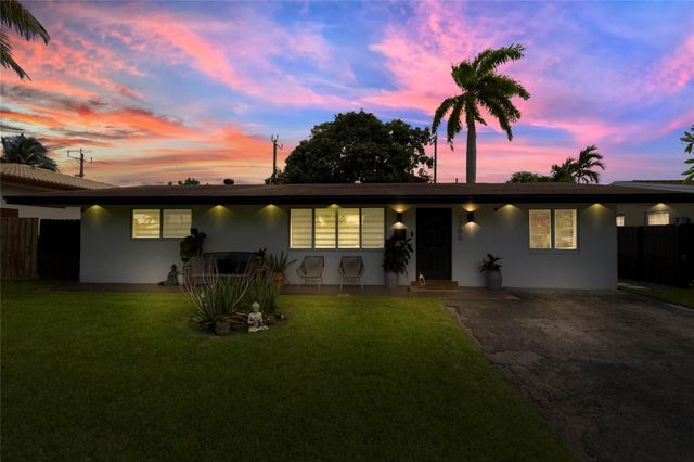 7700 NW 15th Street, Pembroke Pines, FL 33024