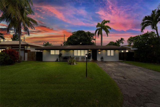 7700 NW 15th Street, Pembroke Pines, FL 33024