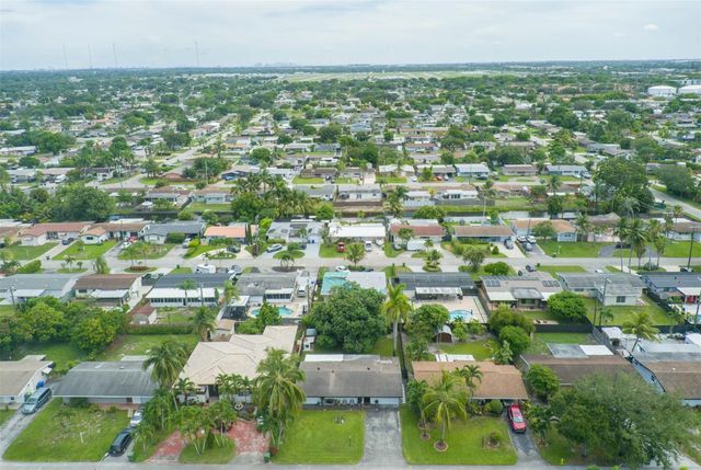 7700 NW 15th Street, Pembroke Pines, FL 33024