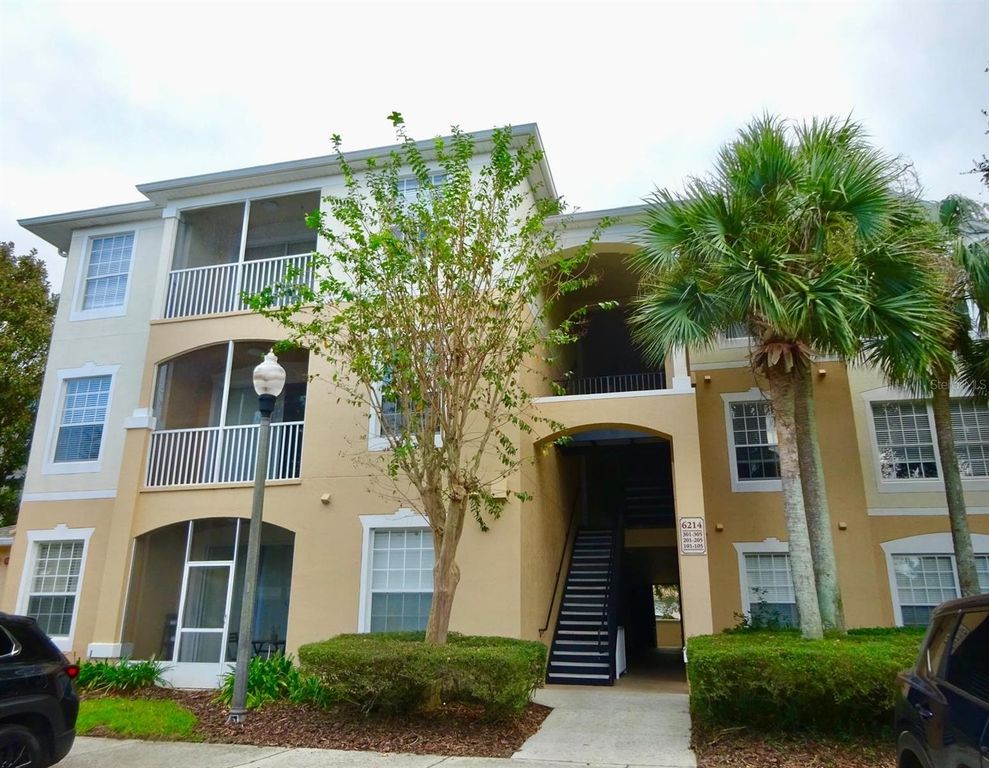 6214 STEVENSON DRIVE 303, Orlando, FL 32835