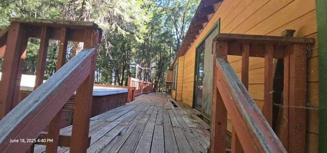 11782 Blackberry Pl, Nevada City, CA 95959