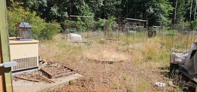 11782 Blackberry Pl, Nevada City, CA 95959