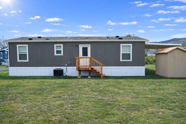 1 Corral Lane 37, Ashland, OR 97520