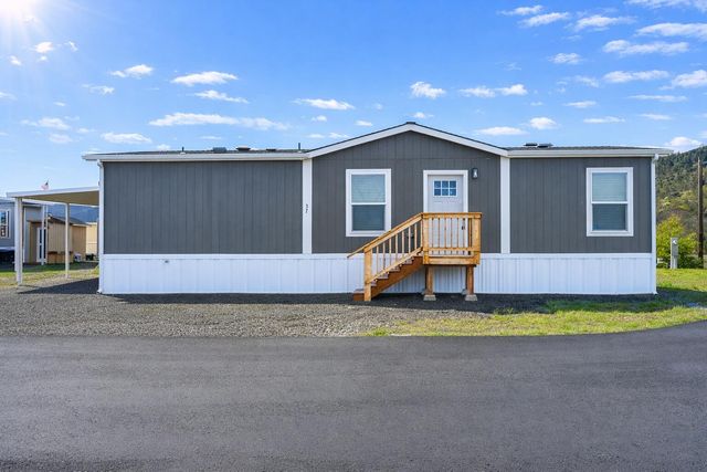 1 Corral Lane 37, Ashland, OR 97520