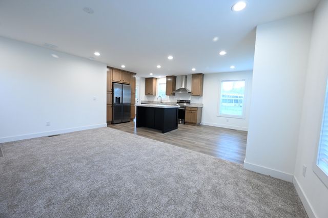 1 Corral Lane 37, Ashland, OR 97520