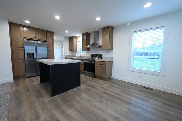 1 Corral Lane 37, Ashland, OR 97520