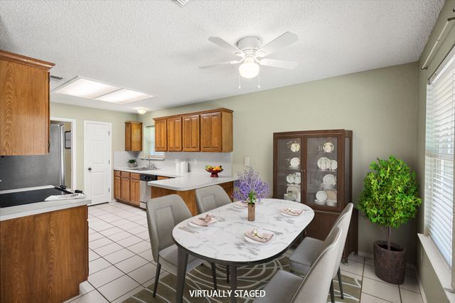 100 Downwood Drive, Burleson, TX 76028