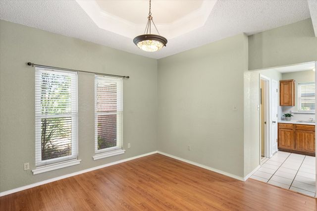 100 Downwood Drive, Burleson, TX 76028