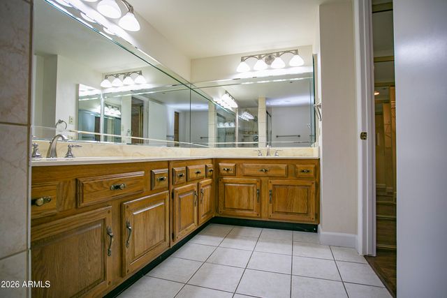 7840 E CAMELBACK Road 311, Scottsdale, AZ 85251