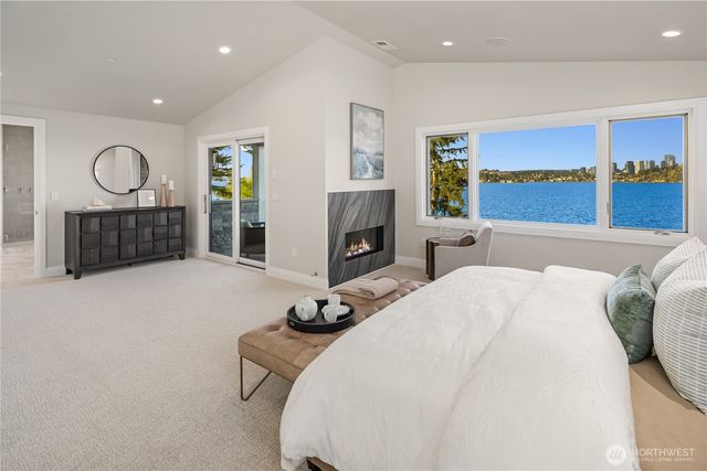 7254 N Mercer Way, Mercer Island, WA 98040