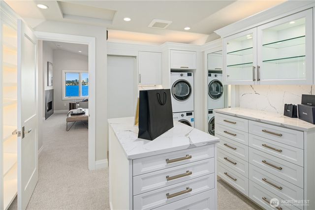 7254 N Mercer Way, Mercer Island, WA 98040
