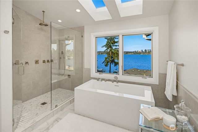 7254 N Mercer Way, Mercer Island, WA 98040