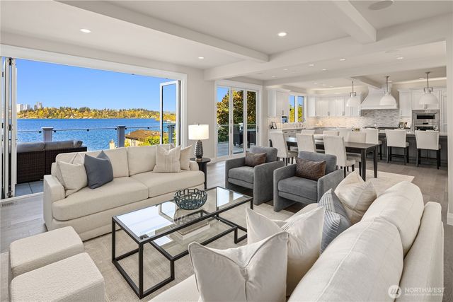 7254 N Mercer Way, Mercer Island, WA 98040