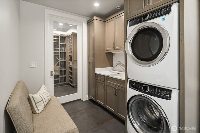 7254 N Mercer Way, Mercer Island, WA 98040