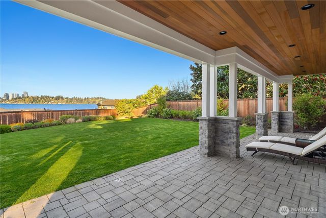7254 N Mercer Way, Mercer Island, WA 98040