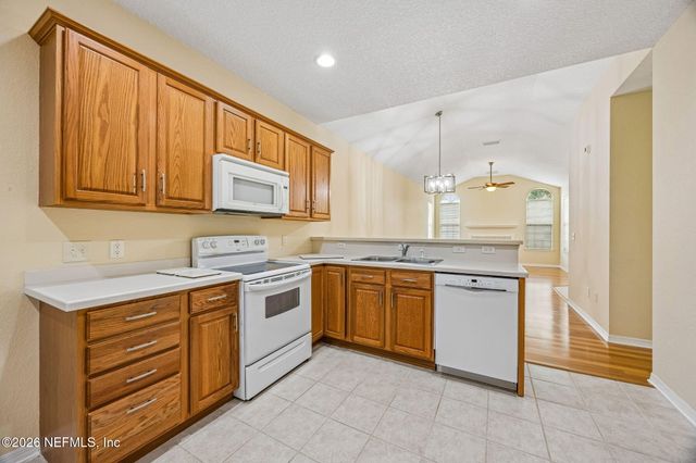 4369 EDGEWATER CROSSING Drive 11-2, Jacksonville, FL 32257