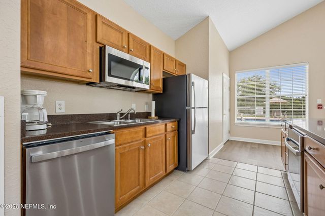 4369 EDGEWATER CROSSING Drive 11-2, Jacksonville, FL 32257