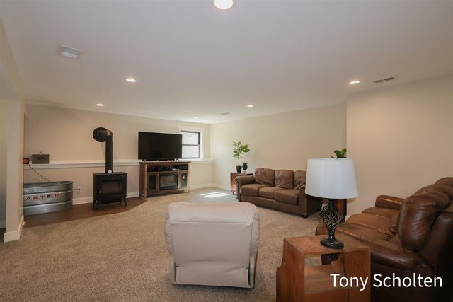 13268 Ferris Street, Grand Haven, MI 49417