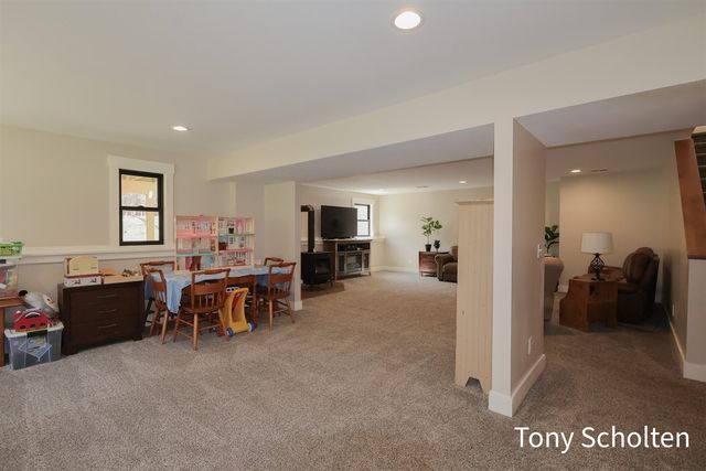 13268 Ferris Street, Grand Haven, MI 49417