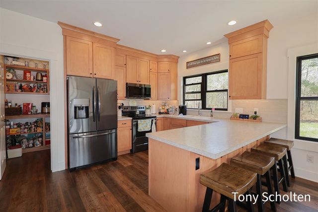 13268 Ferris Street, Grand Haven, MI 49417