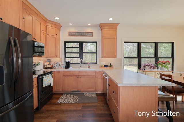 13268 Ferris Street, Grand Haven, MI 49417