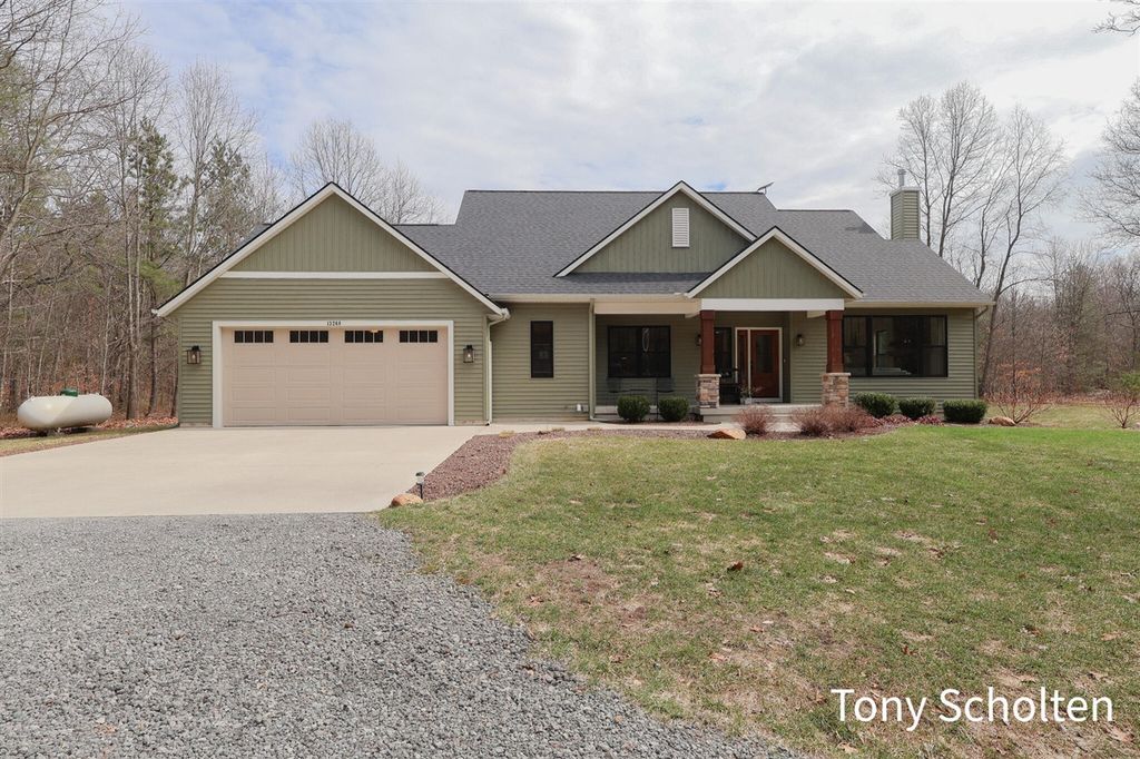 13268 Ferris Street, Grand Haven, MI 49417