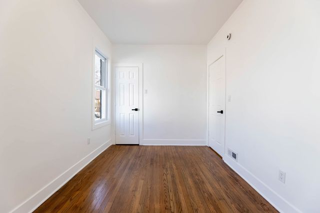 6742 S Carpenter Street, Chicago, IL 60621