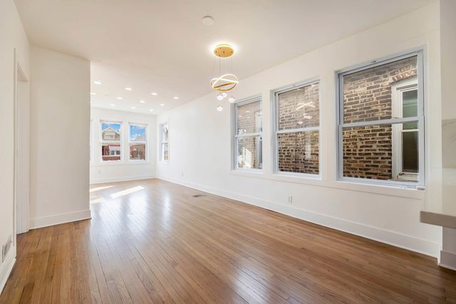 6742 S Carpenter Street, Chicago, IL 60621