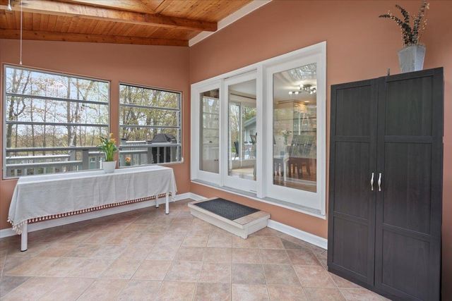 5 Mason Drive, Essex Junction, VT 05452