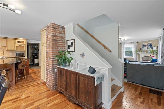 5 Mason Drive, Essex Junction, VT 05452