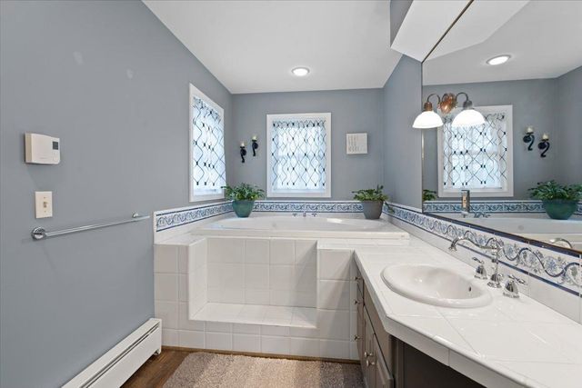 5 Mason Drive, Essex Junction, VT 05452
