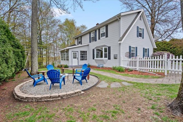 5 Mason Drive, Essex Junction, VT 05452