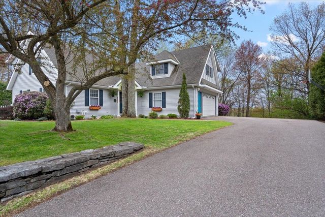 5 Mason Drive, Essex Junction, VT 05452