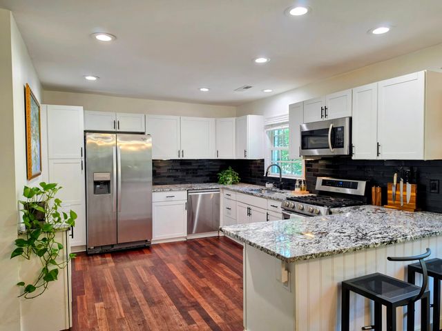 256 Forest Trail, Isle Of Palms, SC 29451
