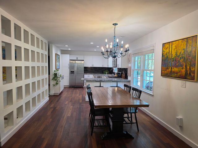 256 Forest Trail, Isle Of Palms, SC 29451