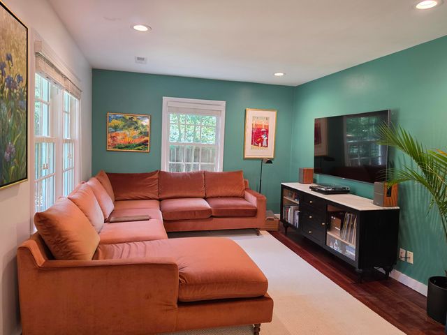 256 Forest Trail, Isle Of Palms, SC 29451