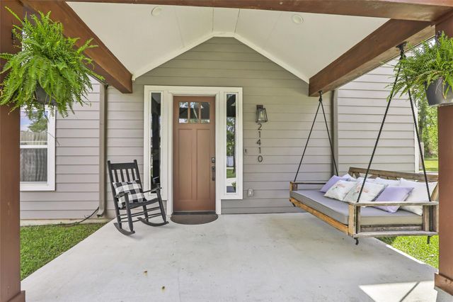 21410 Fox Pup Drive, Crosby, TX 77532