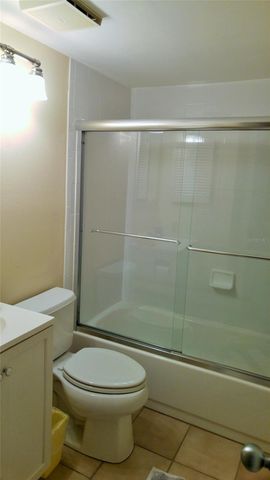 5677 ASHTON LAKE DRIVE 11, Sarasota, FL 34231