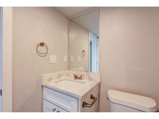 6210 Luther Rd, Colorado Springs, CO 80927