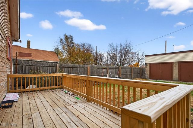 2943 W 17th Street, Cleveland, OH 44113