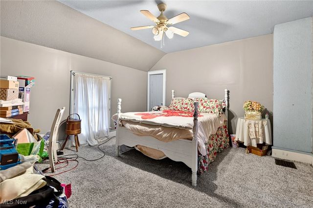 2943 W 17th Street, Cleveland, OH 44113