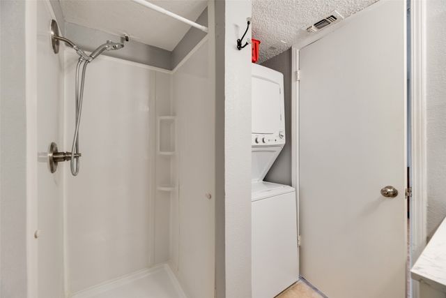 3121 Sondra Drive 302, Fort Worth, TX 76107