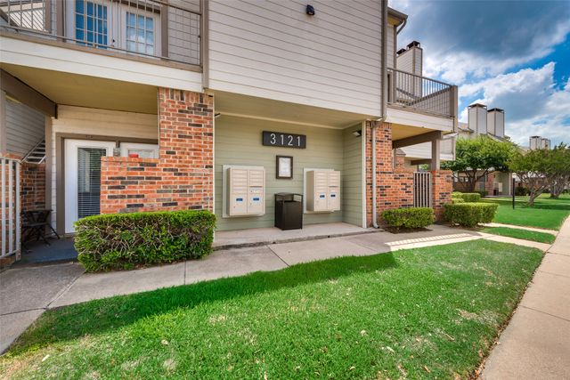 3121 Sondra Drive 302, Fort Worth, TX 76107