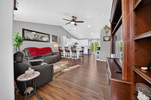 12420 W 4th Ave, Airway Heights, WA 99001